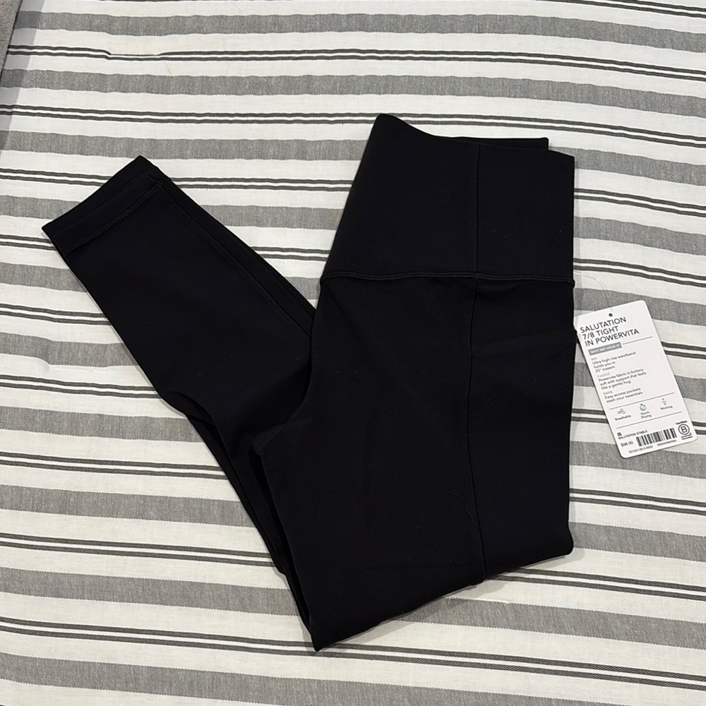 Athleta Salutation 7/8 Tight in Powervita Size S. NWT